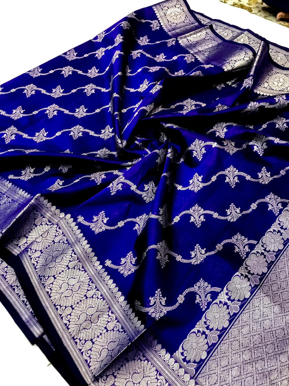 Pure Venkatagiri Pattu Saree allover jaal weaving intricate patterns